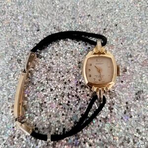 Dorset Ladies Watch Anti Shock 17 Jewels Swiss Made Vintage Stainless Steel